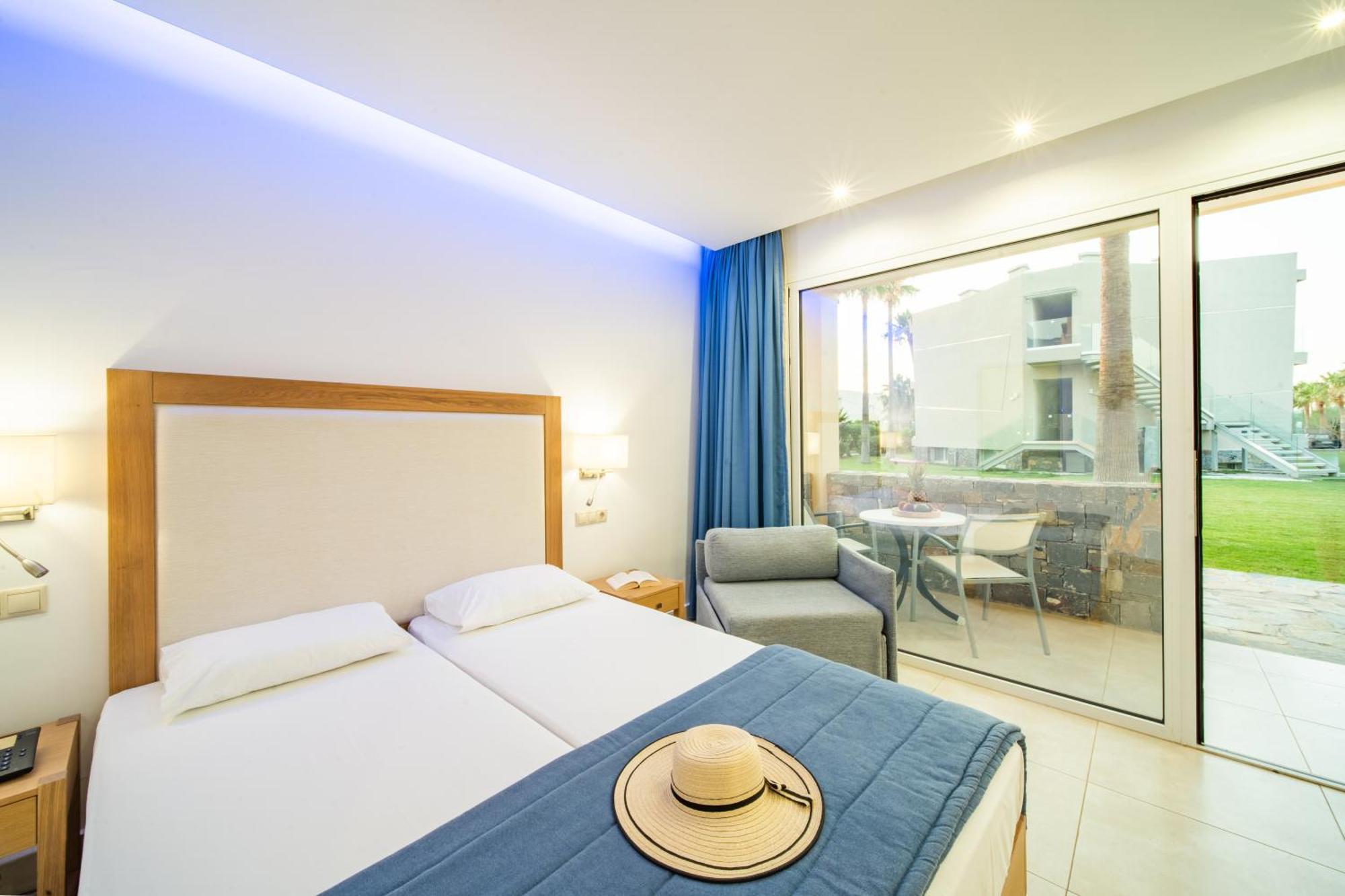 Hotel Aeolos Malia (Crete)